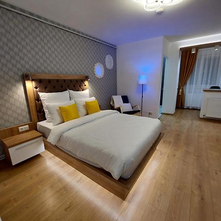 Onyx - Vision Aparthotel Brasov Exterior photo
