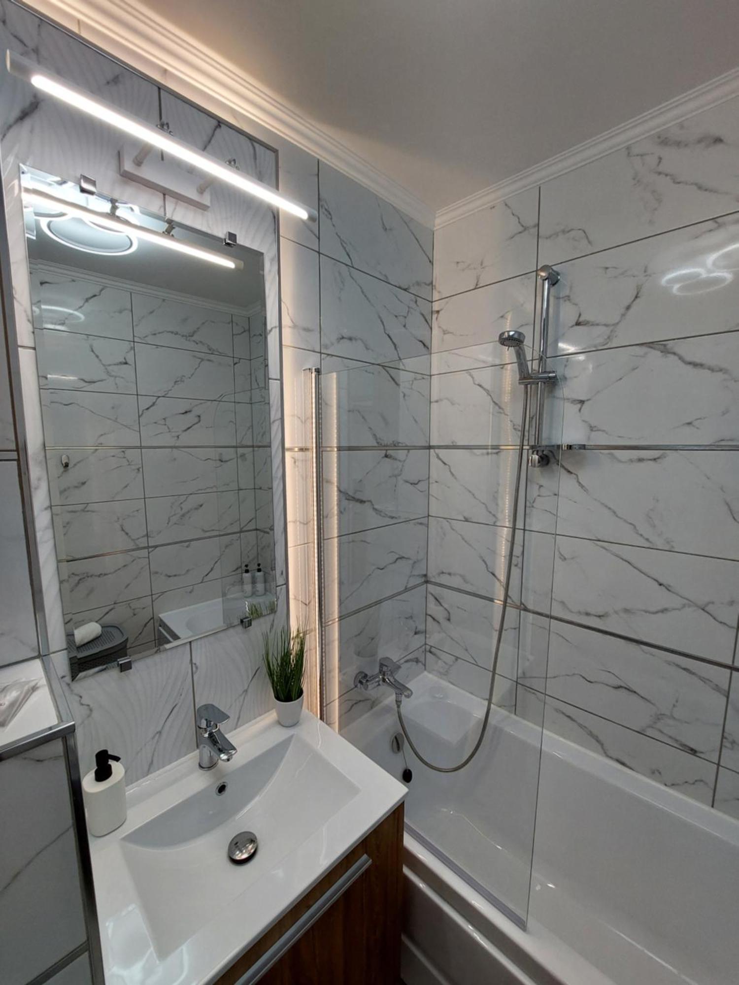Onyx - Vision Aparthotel Brasov Exterior photo