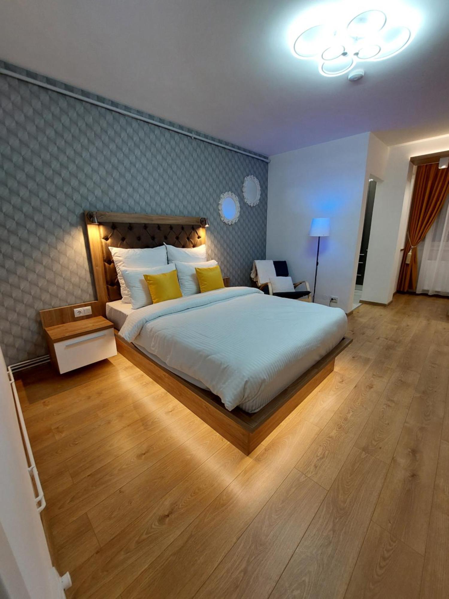 Onyx - Vision Aparthotel Brasov Exterior photo